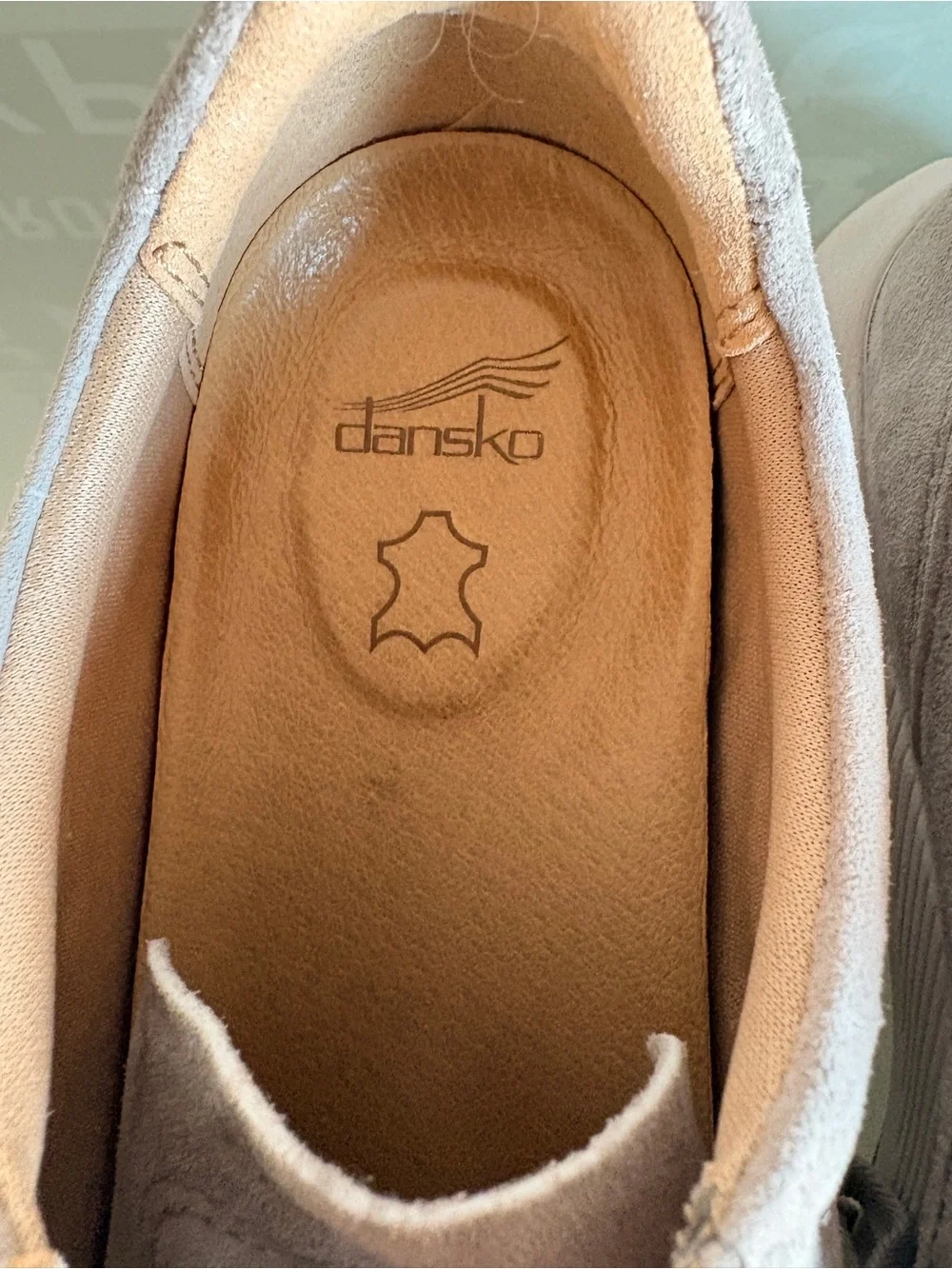 Dansko catie/Gray Suede Lace-Up Sneakers